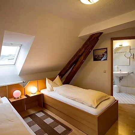 מלון Hotel-restaurant Haus Berger 3*