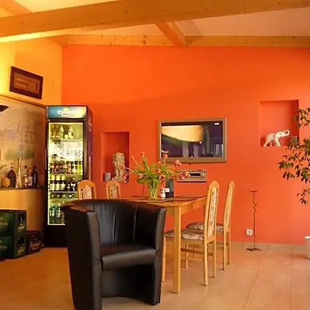 מלון Hotel-restaurant Haus Berger